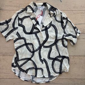 Raisonnel Black and White Patterned Button-Up Shirt